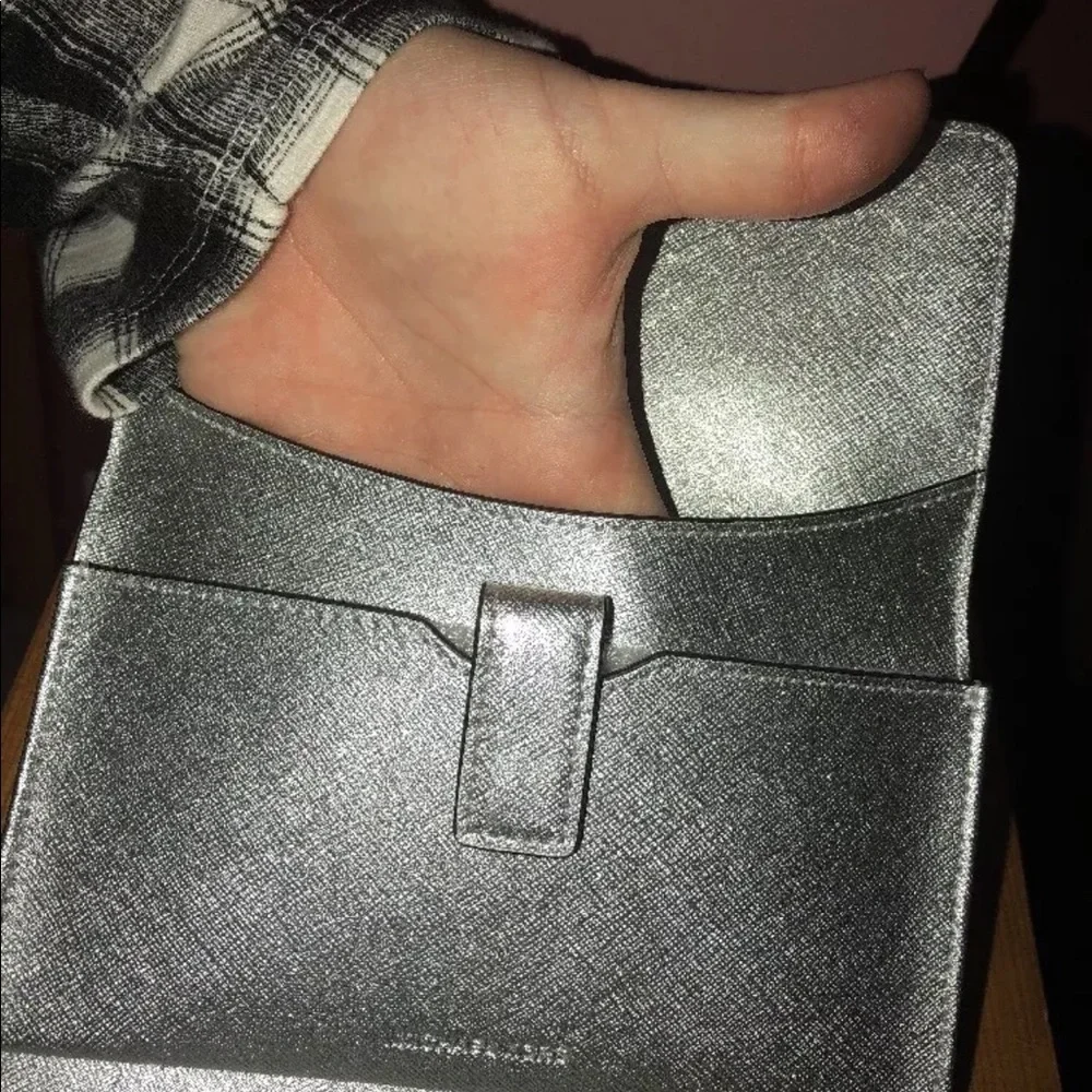NWT 🔥Brandnew Michael Kors medium multifunction